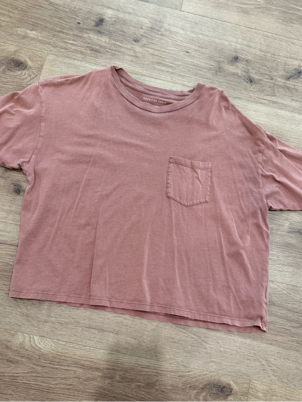 American Eagle Cropped Tee